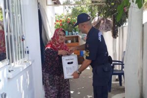 Jandarmadan ihtiya&ccedil; sahibi ailelere gıda desteği