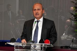 "Halkalı-İstanbul Havalimanı raylı sistem altyapısını kuruyoruz"