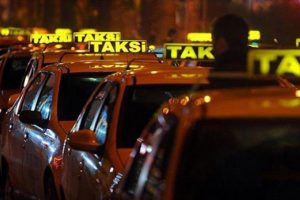 Cumhurbaşkanı Erdoğan'ın a&ccedil;ıklamaları taksicileri memnun etti