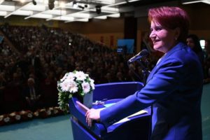 İYİ Parti t&uuml;z&uuml;k kurultayı toplandı, Akşener YSK'yı eleştirdi
