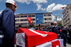 Şehit Mehmet K&ouml;kl&uuml;, toprağa verildi