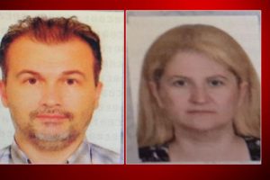 Eşini canice &ouml;ld&uuml;r&uuml;p duvara not bıraktı!