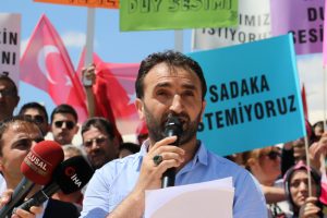 Kanal A, Termikel ve Elektromed &ccedil;alışanlarından AKM'de basın a&ccedil;ıklaması