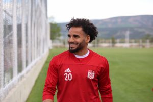 Douglas Sivasspor'a veda etti