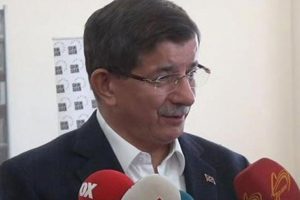 Davutoğlu sonbahar aylarına kadar &ccedil;alışmalarını s&uuml;rd&uuml;recek iddiası