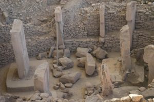 Bakan Ersoy, sporcularla G&ouml;beklitepe turuna katıldı