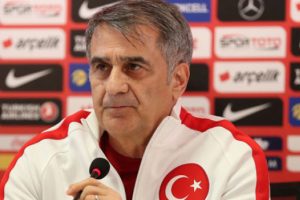 Şenol G&uuml;neş: Herkesi kucaklayan bir takım olacağız