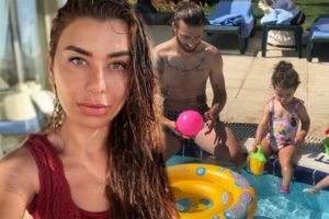 Ebru Şancı, Alpaslan &Ouml;zt&uuml;rk'&uuml; &ouml;p&uuml;c&uuml;klere boğdu
