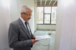Bursa Nil&uuml;fer Belediye Başkanı Erdem a&ccedil;ılışa hazırlanan projeleri inceledi