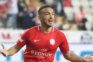 Antalyaspor'da Mevl&uuml;t Erdin&ccedil; fırtınası