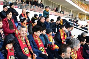 &Ccedil;ınar'dan Yeni Malatyaspor'a tebrik