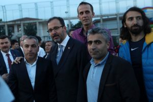Bakan Kasapoğlu: "Hizmet &ccedil;ıtasını yukarıya taşımanın peşindeyiz"
