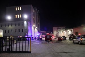 Fındık fabrikasında yanan kablolar paniğe neden oldu