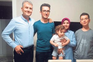 Siyan&uuml;rle ailesini &ouml;ld&uuml;rm&uuml;şt&uuml;... Kardeşi konuştu