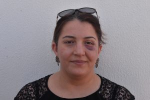 Yaralıya m&uuml;dahale eden hemşire ve eşine sopalı saldırı