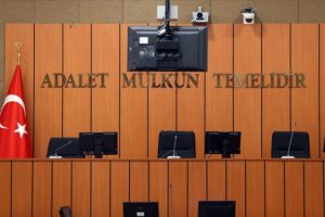 Darbeci askerler sıkıy&ouml;netim emrini sabırsızlıkla beklemiş