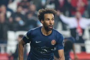 Antalyaspor'da Nazım Sangare fark yarattı