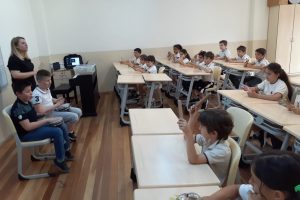 Bursa'da &ouml;ğrenciler Braille Alfabesi ile tanıştı
