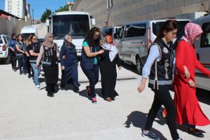 FET&Ouml;'n&uuml;n kadın yapılanmasına operasyon