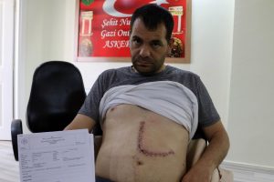 Operasyonda yaralanan uzman &ccedil;avuşun karnında gazlı bez unutuldu