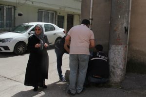 Bursa'da anne kıza kapka&ccedil; şoku