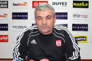 Rıza &Ccedil;alımbay Sivasspor'a doğru