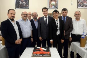 Bursa Osmangazi Belediye Başkanı D&uuml;ndar'dan yabancı &ouml;ğrencilere iftar