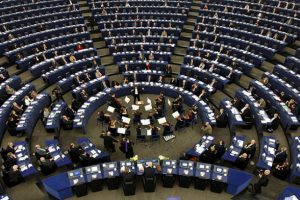 Avrupa Parlamentosu'ndan 'Spitzenkandidat' s&uuml;recine destek