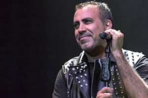 Haluk Levent'ten &uuml;nl&uuml; isimlerin sahne alacağı festivale tepki