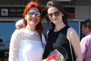 Sırp pop yıldızı Milica Pavlovic, Alanya'ya geldi