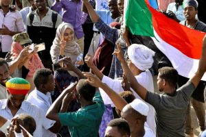 Sudan'da orduya karşı genel grev