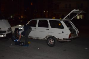 Otomobile silahlı saldırı: 2 ağır yaralı