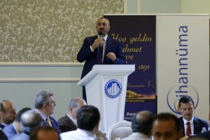 Bakan G&uuml;l ve AK Parti kurmayları sahurda bir araya geldi