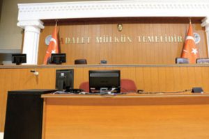 Eski YSK ve Danıştay &uuml;yesine FET&Ouml;'den hapis cezası
