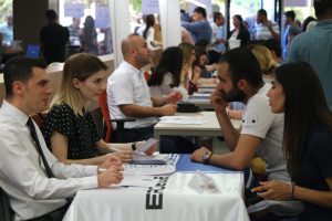 Bursa'da 10 bin iş&ccedil;i alımında başvuru yoğunluğu yaşandı