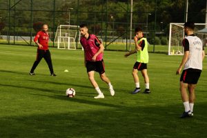 &Uuml;mit Milli Takım, Arnavutluk ma&ccedil;ı hazırlıklarını s&uuml;rd&uuml;rd&uuml;