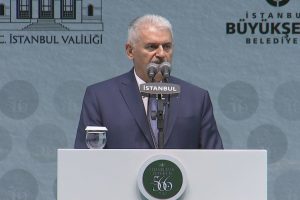 Binali Yıldırım, İstanbul fetih kutlamaları programında konuştu
