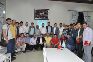 Bursa'da T&Uuml;GVA'dan gen&ccedil;lere iftar