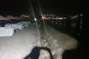 Karaincir Plajı'nda ka&ccedil;ak kazı!