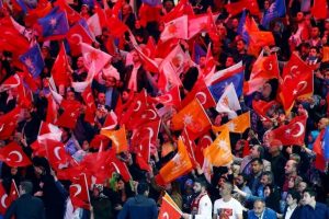 AK Partili Karayel'den AB'nin T&uuml;rkiye raporuna tepki