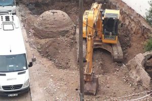 İnşaat kazısından tarih &ccedil;ıktı: "Kanuna uymayan bir &ccedil;alışma yapılmıştır"