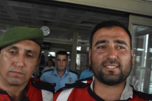 5 kişiyi &ouml;ld&uuml;ren katil zanlısı i&ccedil;in, yakınlardan 'ağır ceza' talebi