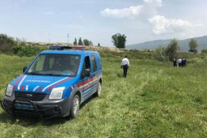 2 aile arasında silahlı kavga: 3 &ouml;l&uuml;, 1 yaralı