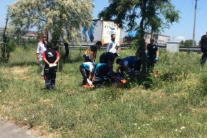 Kontrolden &ccedil;ıkan otomobil defalarca takla attı