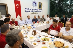 Başkan G&uuml;der partililerle iftarda bir araya geldi