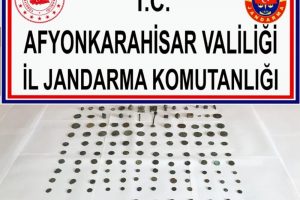 Ş&uuml;pheli ara&ccedil;ta 181 adet tarihi eser ele ge&ccedil;irildi