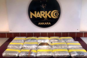 Uyuşturucu operasyonunda 5 tutuklama
