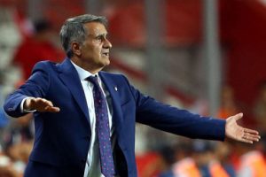 Şenol G&uuml;neş: "&Ccedil;ok daha farklı bitirmeliydik"