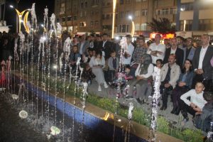 Hakkari'de d&uuml;zenlenen konser b&uuml;y&uuml;k ilgi g&ouml;rd&uuml;