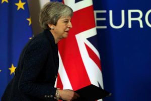 İngiliz otomotiv sekt&ouml;r&uuml;ne Brexit darbesi